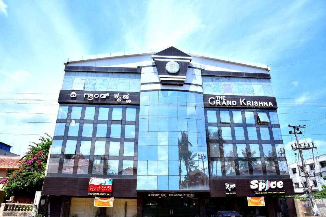 The Grand Krishna Luxury Hotel Chikmagalūr Exteriér fotografie